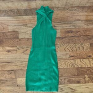 Elegant Green Sleeveless Dress